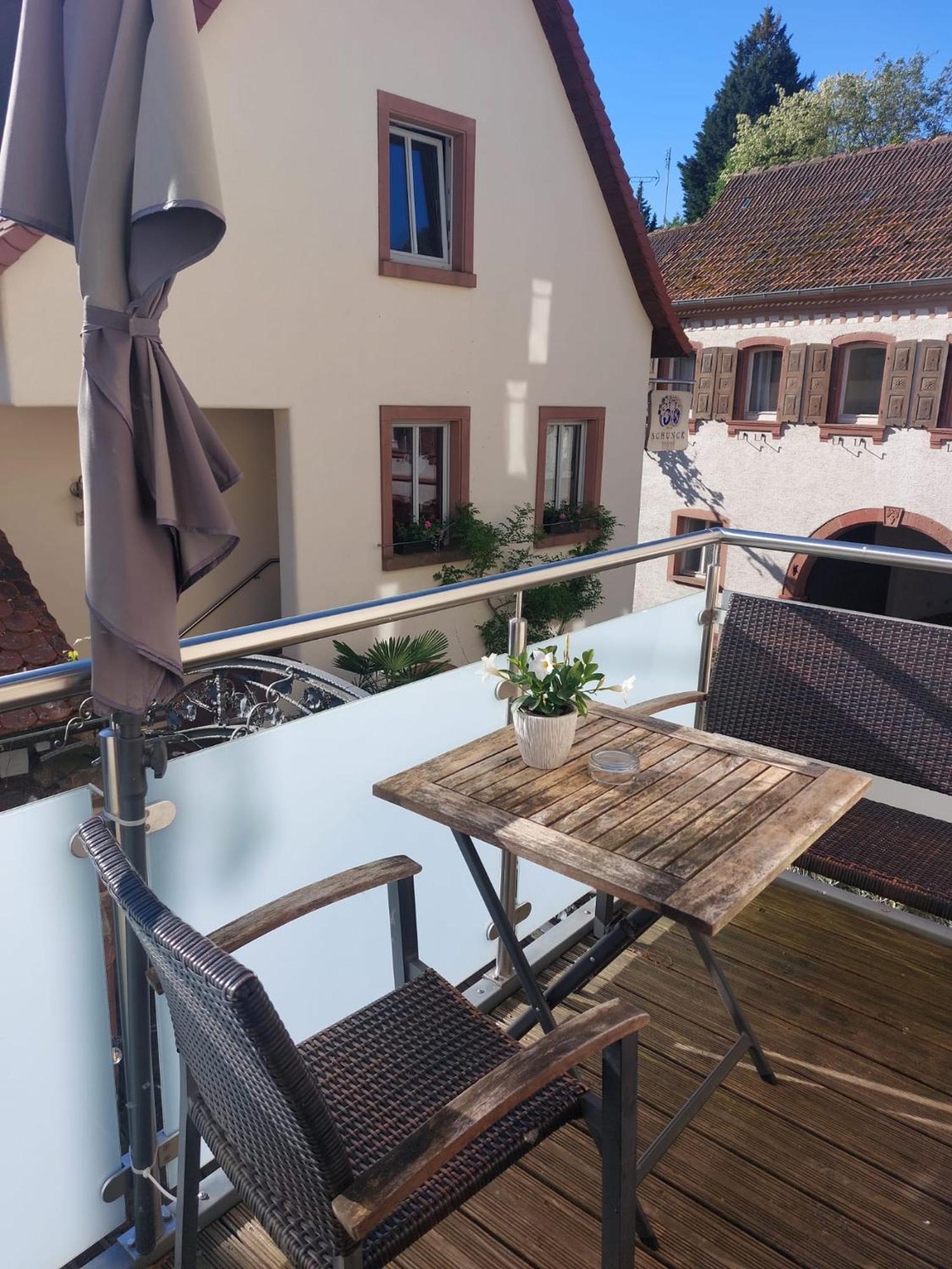 Weingut Schunck Apartment Leinsweiler Exterior photo